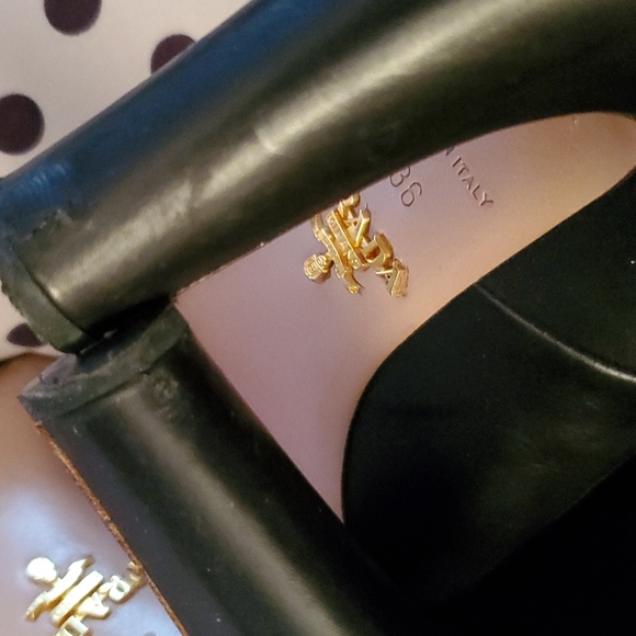 Prada Pumps (authentic) - Picture 8 of 13